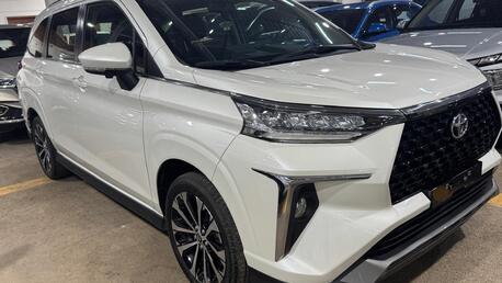 Riyadh, Vehicles, Cars & Trucks , SAR 63000,  Toyota Veloz,  2024,  Automatic,  42000 KM,    All Original 42000km, 63000sr
