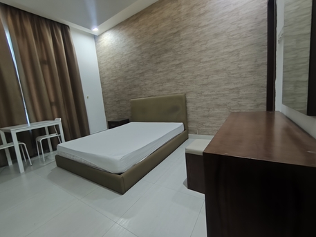 Mahooz, Apartments, Flats, Houses & Villas, BHD 250/year,  1 BR,  Gorgeous Fully Furnished Studio At Old Mahooz Flat For 250 Bhd