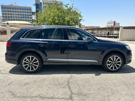 Amwaj Islands, Vehicles, Cars & Trucks , BHD 7000,  Audi Q7,  2016,  Automatic,  167042 KM,  Reduced For Quick Sale - Well Maintained  Looking For A New Home