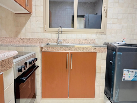 Manama, Apartments, Flats, Houses & Villas, BHD 380/month,  2 BR,  Luxurious 2-Bedroom Apartment In Central Manama &ndash; Sea & City Views!
