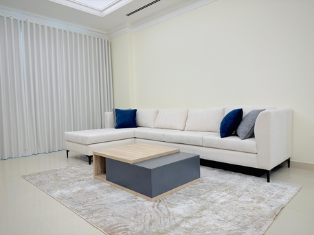 Manama, Apartments, Flats, Houses & Villas, BHD 380/month,  2 BR,  Luxurious 2-Bedroom Apartment In Central Manama &ndash; Sea & City Views!