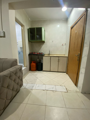 Abqaiq, Items Wanted, I Have A Furnished Apartment In Buqayq.