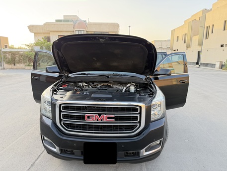 Riyadh, Vehicles, Cars & Trucks , SAR 79500,  Gmc Yukon,  2017,  Automatic,  192000 KM,