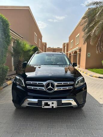 Riyadh, Vehicles, Cars & Trucks , SAR 169000,  Mercedes GLS 400,  2019,  Automatic,  72000 KM,  , Model, Black, Immaculate Condition,Low Mileage