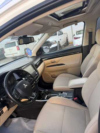 Riyadh, Vehicles, Cars & Trucks , SAR 36000,  Mitsubishi Outlander,  2022,  Automatic,  260000 KM,  , ,  , 260,000 Km, Full Option 4×4