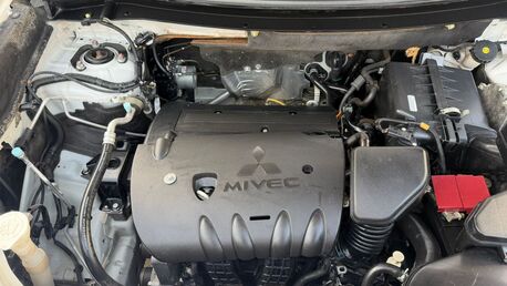 Riyadh, Vehicles, Cars & Trucks , SAR 36000,  Mitsubishi Outlander,  2022,  Automatic,  260000 KM,  , ,  , 260,000 Km, Full Option 4×4