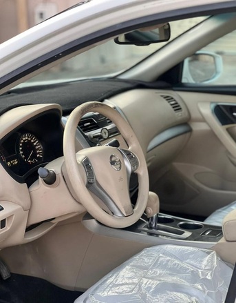 Salmabad, Vehicles, Cars & Trucks , BHD 1950,  Nissan Altima,  2016,  Automatic,  180000 KM,
