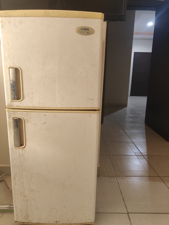 Riyadh, Appliances, SAR 200,  For Sale &ndash; Luna Refrigerator