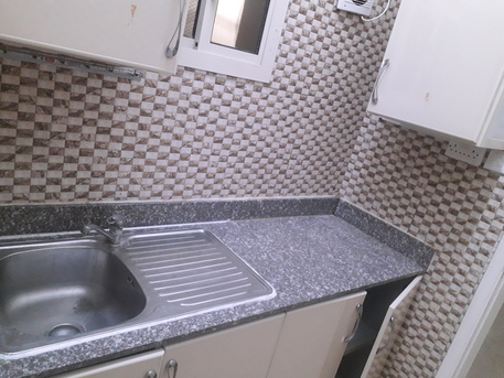 Salmaniya, Apartments, Flats, Houses & Villas, BHD 140/month,  Studio,  90 Sq. Meter,  Studio Semi Furnished Flat Available In Salmaniya Call Aleena