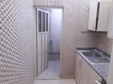 Salmaniya, Apartments, Flats, Houses & Villas, BHD 140/month,  Studio,  90 Sq. Meter,  Studio Semi Furnished Flat Available In Salmaniya Call Aleena