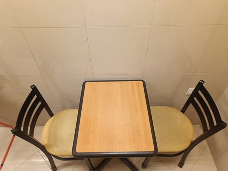 Dammam, Furniture, SAR 350,  Table & Washing Machine