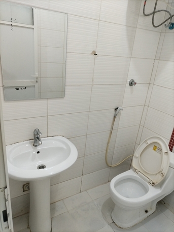 Khobar, Apartments, Flats, Houses & Villas, SAR 13000/year,  1 BR,  Family Apartment For Rent (1 Room, Hall, Bathroom, Kitchen)