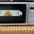 SAR 250,  SAR 250 &ndash; Toshiba Microwave Oven (Excellent Condition)