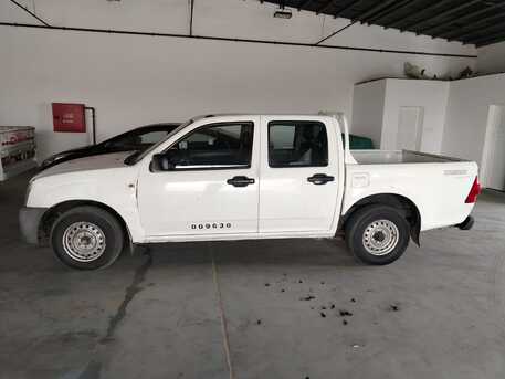 Jeddah, Vehicles, Cars & Trucks , SAR 25000,  Isuzu D-MAX,  2010,  Manual,  444000 KM,   Double Cab Diesel Very Clean