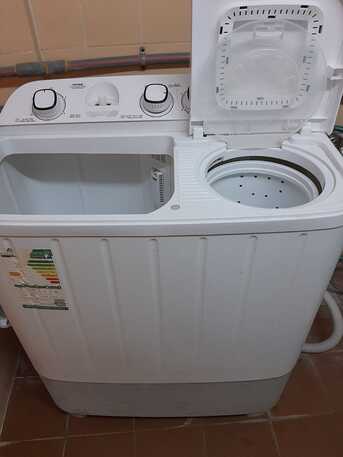 Al Malaz, Electronics, SAR 300,  Washing Machine Same New 6kg For Sale