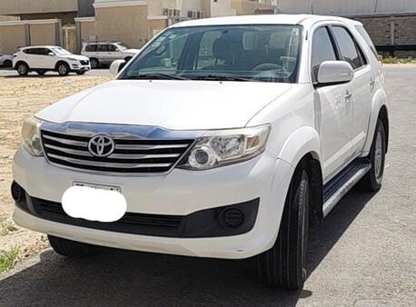 Hofuf, Vehicles, Cars & Trucks , SAR 50000,  Toyota Fortuner,  2014,  Automatic,  199000 KM,  White   GX