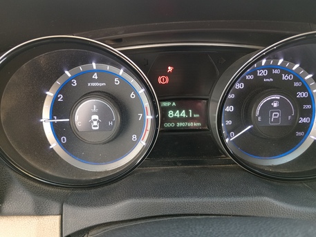 Rabigh, Vehicles, Cars & Trucks , SAR 24000,  Hyundai Sonata,  2015,  Automatic,  390000 KM,  For Sale