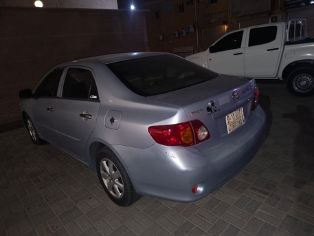 Rabigh, Vehicles, Cars & Trucks , SAR 20000,  Toyota Corolla,  2010,  Automatic,  388000 KM,  Title :   Silver | 3,88k KM | No Accidents