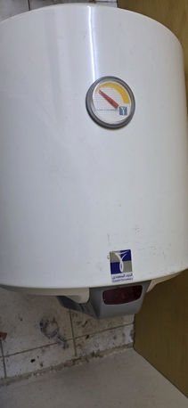 Al Murabba, Appliances, SAR 250,  Saudi Ceramics 50L Water Heater &ndash; Excellent Condition (Includes Brackets)