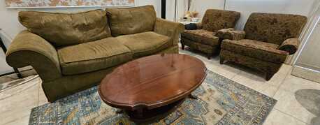Riyadh, Furniture, SAR 300,  American Furniture And AC Throwaway Prices