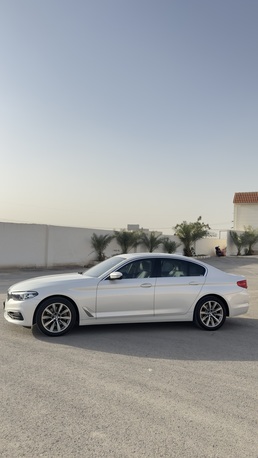 Riyadh, Vehicles, Cars & Trucks , SAR 73000,  BMW 520i 2020,  2020,  Automatic,  196000 KM,   Excellent Condition - Riyadh