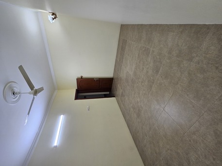 Jidhafs, Rooms for Rent, BHD 100/month,  Room For Rent With EWA 100BD