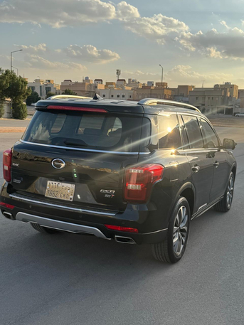Riyadh, Vehicles, Cars & Trucks , SAR 44000,  Gaz 24,  2020,  Automatic,  144000 KM,  GAC GS8  Model For Sale In Excellent Condition