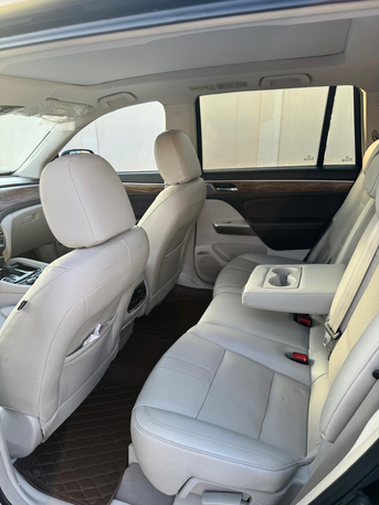 Riyadh, Vehicles, Cars & Trucks , SAR 44000,  Gaz 24,  2020,  Automatic,  144000 KM,  GAC GS8  Model For Sale In Excellent Condition