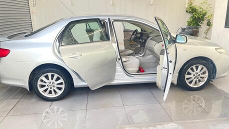 Jidhafs, Vehicles, Cars & Trucks , BHD 1800,  Toyota Corolla,  2010,  Automatic,  83 KM,   1.8 GLI  | Lady Driven | Only 83,000 KM | Excellent Condition 🚗✨