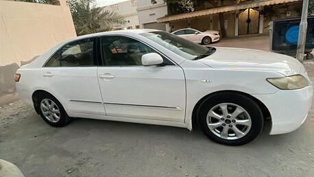 Manama, Vehicles, Cars & Trucks , BHD 1500,  Toyota Camry,  2010,  Automatic,  285 KM,   GLX 2008 | Good Condition | White | Well Maintained 🚗✨