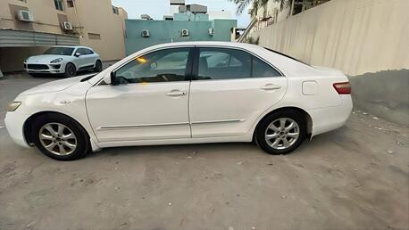 Manama, Vehicles, Cars & Trucks , BHD 1500,  Toyota Camry,  2010,  Automatic,  285 KM,   GLX 2008 | Good Condition | White | Well Maintained 🚗✨