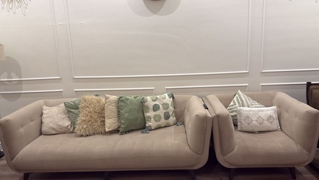 Riyadh, Furniture, SAR 700,  6 Seater Sofa And 1 Arm Chair