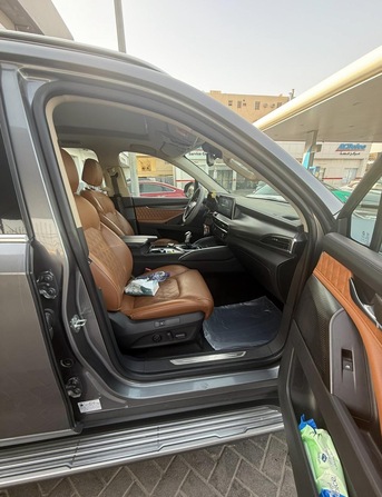 Dammam, Vehicles, Cars & Trucks , SAR 65000,  Maxus D90,  2022,  Automatic,  51000 KM,    For Sell Dammam