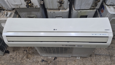 Riyadh, Air Conditioners, SAR 650,  Split Types Air Conditions "Exchange Offer
