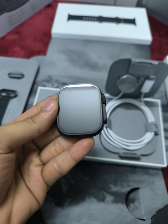 Hara, Mobile Phones, SAR 2200,  Apple Watch Ultra 3 49mm Black Ti (1 Month Used)