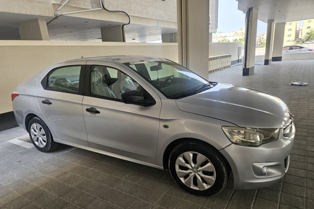 Hidd, Vehicle Lease Transfer, BHD 2000,  CAR ON DIRECT INSTALLMENT AVAILABLE FOR MAX 12 MONTHS  PRICE: 2200 BD   ADVANCE: 600 BD 13