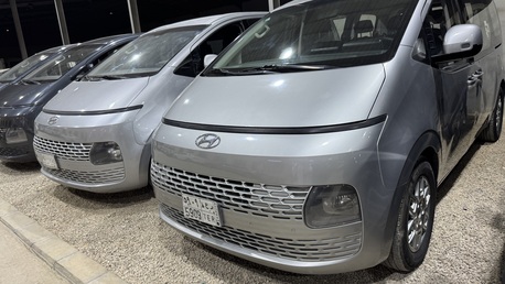 Riyadh, Vehicles, Cars & Trucks , SAR 55000,  Hyundai Staria,  2022,  Automatic,  200 KM,  7 Seater Van Excellent Condition1