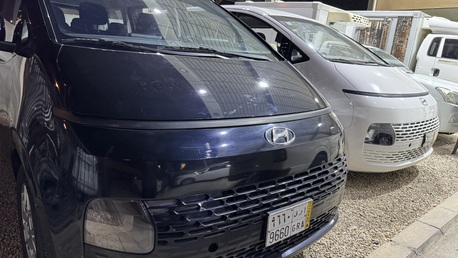 Riyadh, Vehicles, Cars & Trucks , SAR 55000,  Hyundai Staria,  2022,  Automatic,  200 KM,  7 Seater Van Excellent Condition1