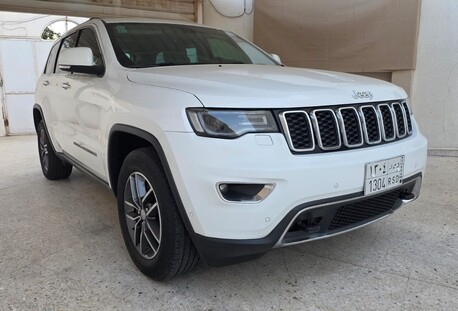 Yanbu, Vehicles, Cars & Trucks , SAR 95000,  Jeep Grand Cherokee Limited,  2018,  Automatic,  93000 KM,   3.6