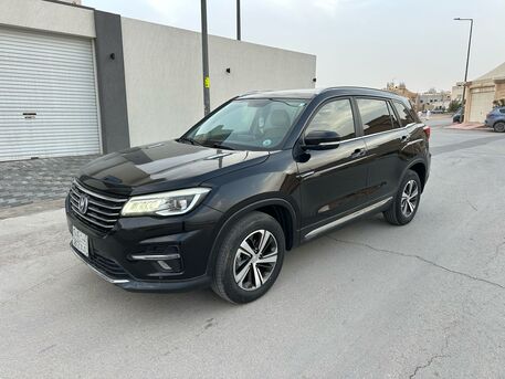 Riyadh, Vehicles, Cars & Trucks , SAR 33000,  Changan CS75,  2020,  Automatic,  208000 KM,   Changan CS 75 Mid Options (2nd Owner) (New Shape) (very Good Price (family Exit)
