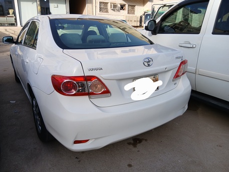 Riyadh, Vehicles, Cars & Trucks , SAR 23000,  Toyota Corolla,  2013,  Manual,  322000 KM,    1.6  | Original Engine & Gear | Excellent White Body