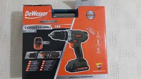 Dammam, Electrical & Plumbing, SAR 150,  De Wesser Cordless Drill 18 V With Accessories ( New)