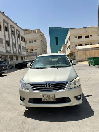 Riyadh, Vehicles, Cars & Trucks , SAR 30,  Toyota Inova,  2012,  Automatic,  590 KM,  Innova Sale