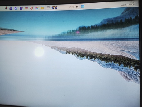 Riyadh, Electronics, SAR 250,  32 Inch FHD Screen For Sale