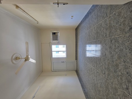 Gudaibiya, Apartments, Flats, Houses & Villas, BHD 150/month,  Studio,  Semi Furnished 1 Bedroom Studio Flat With Unlimited Ewa & Balcony @150/BD In Gudaibiya