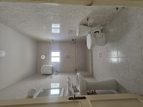 Mahooz, Apartments, Flats, Houses & Villas, BHD 180/month,  2 BR,  ( Parking) Neet & Clean UN Furnished Spacios 2 BHK Flat Without Ewa @180/BD In Mahooz
