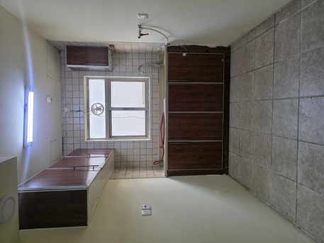 Hoora, Apartments, Flats, Houses & Villas, BHD 160/month,  1 BR,  - Bright & Neet Semi Furnished 1 BHK Flat With Ewa @160/ BD In Hoora