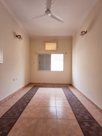 Hoora, Apartments, Flats, Houses & Villas, BHD 130/month,  1 BR,  - Bright & Neet UN Furnished 1 BHK Flat Without Ewa @130/ BD In Hoora