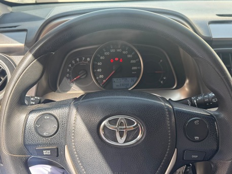 Al Aqeeq, Vehicles, Cars & Trucks , SAR 30000,  Toyota RAV4,  2013,  Automatic,  330000 KM,   RAV4 (Standard) Without 4WD.