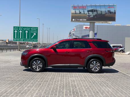 Manama, Vehicles, Cars & Trucks , BHD 10500,  Nissan Pathfinder,  2023,  Automatic,  15100 KM,    (Red)